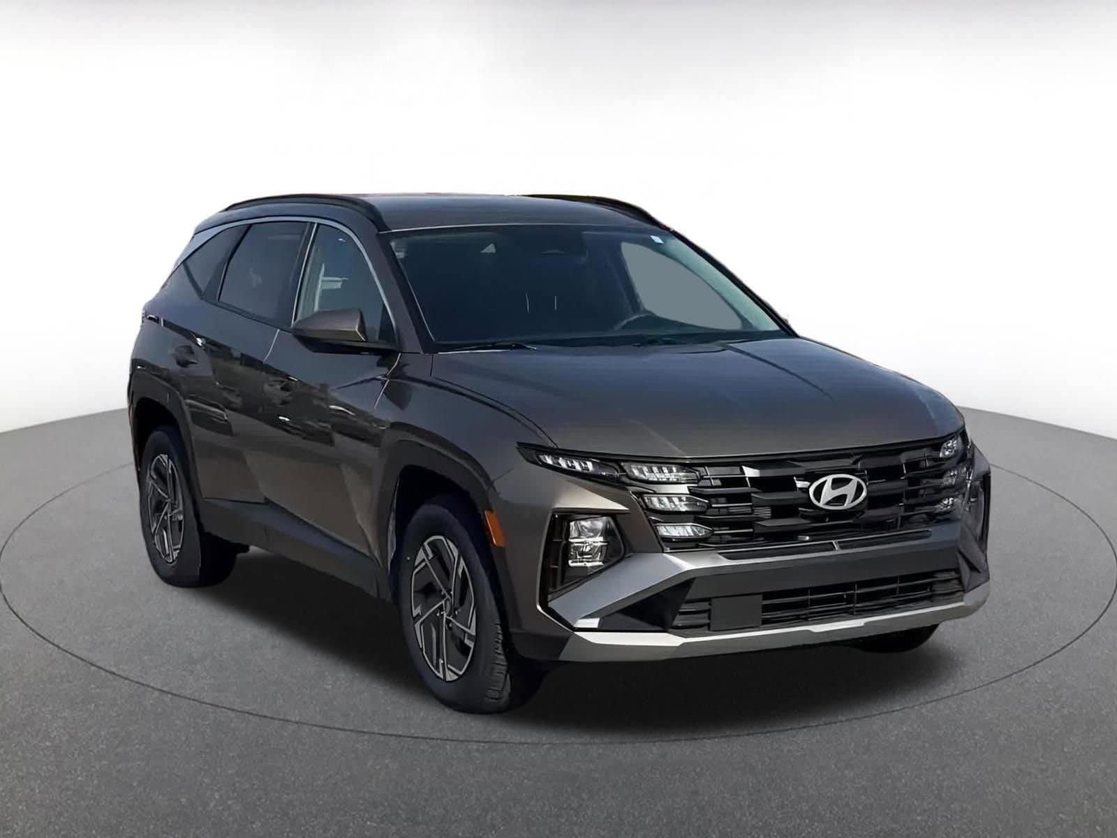 Thumbnail: 2025 Hyundai Tucson - 3