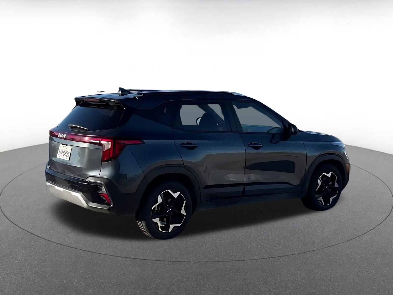 Thumbnail: 2025 Kia Seltos - 15