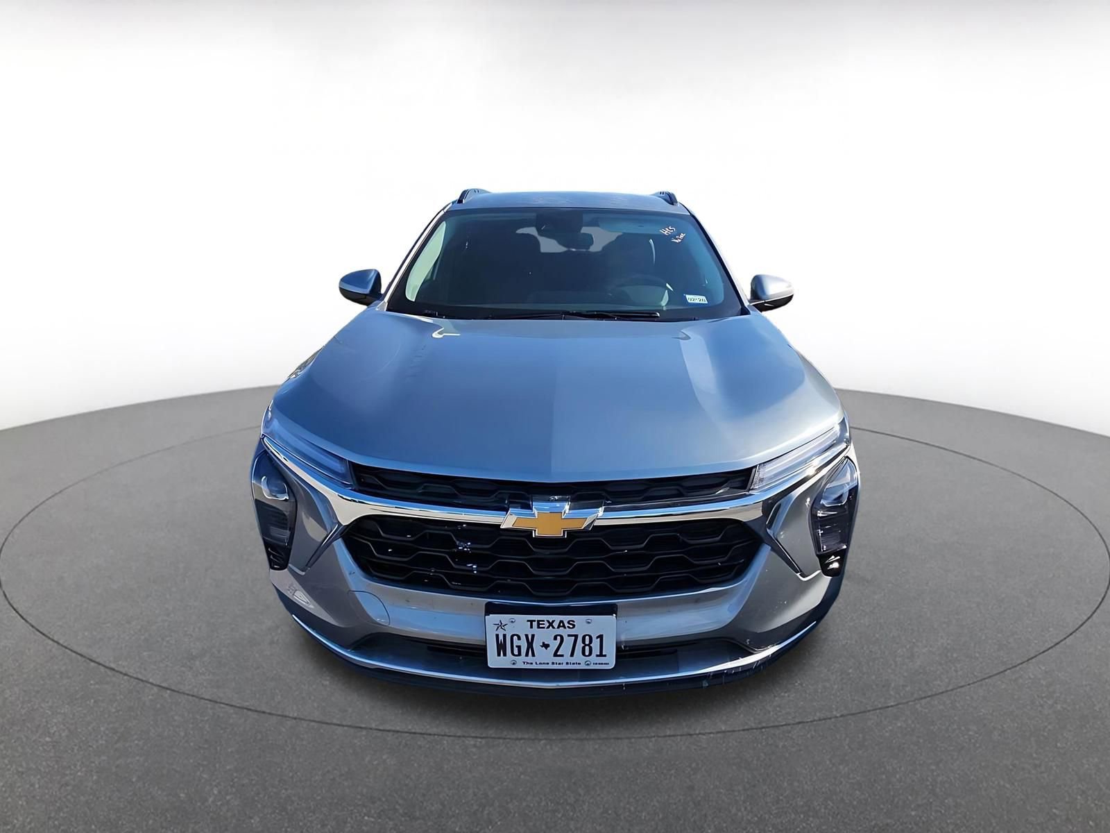 Thumbnail: 2025 Chevrolet Trax - 2