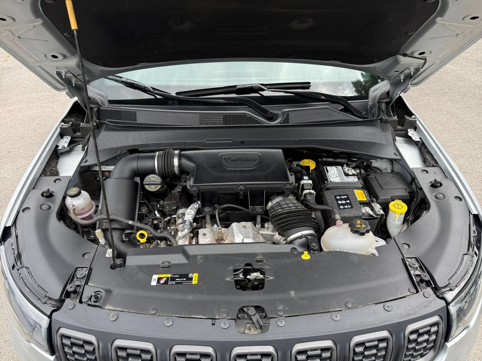Thumbnail: 2025 Jeep Compass - 32