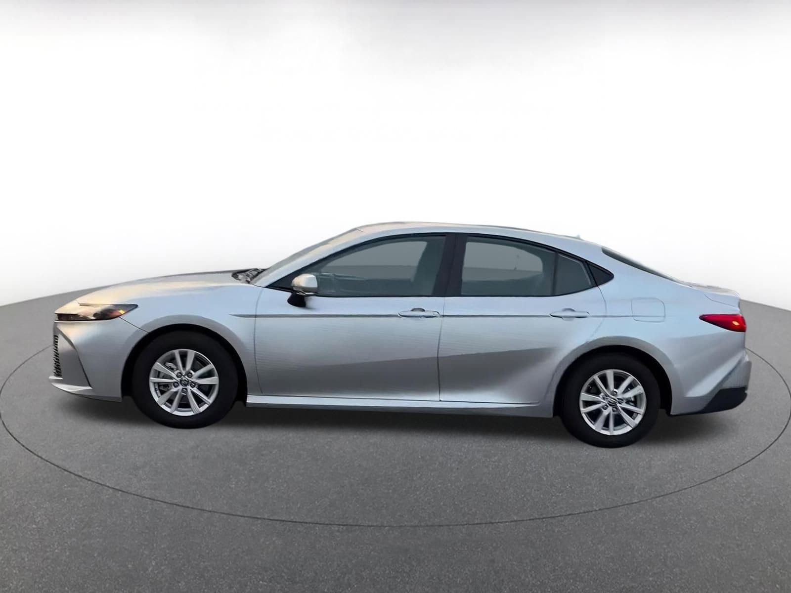 Thumbnail: 2025 Toyota Camry - 9