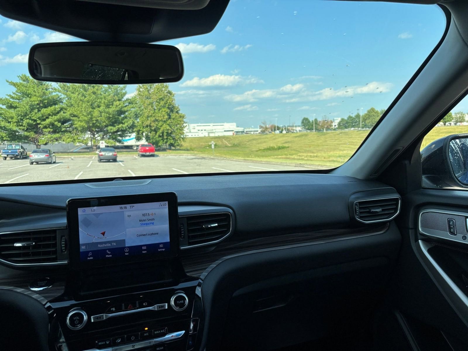 Thumbnail: 2023 Ford Explorer - 35