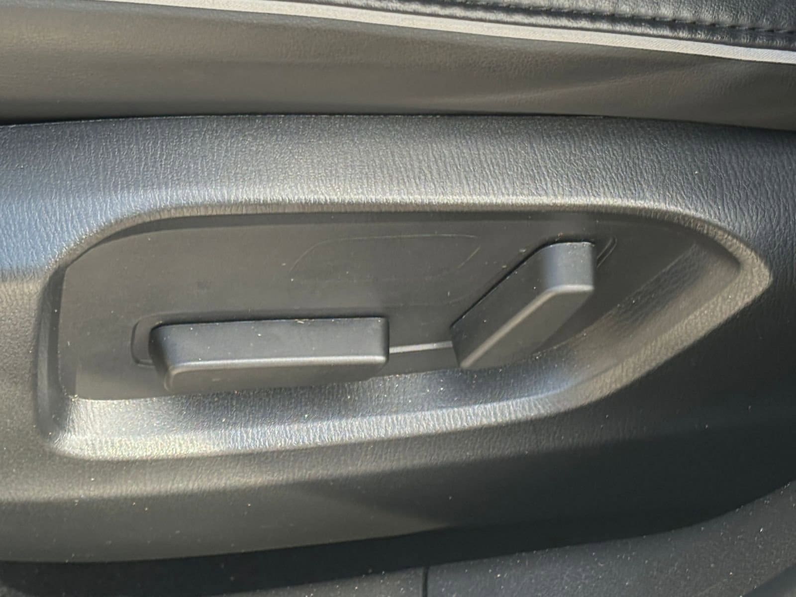 Thumbnail: 2025 Mazda CX-5 - 23