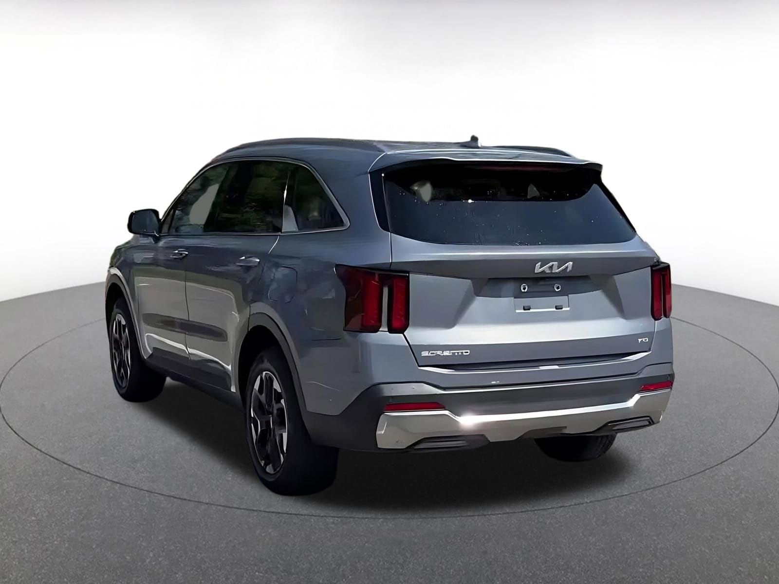 Thumbnail: 2024 Kia Sorento - 11