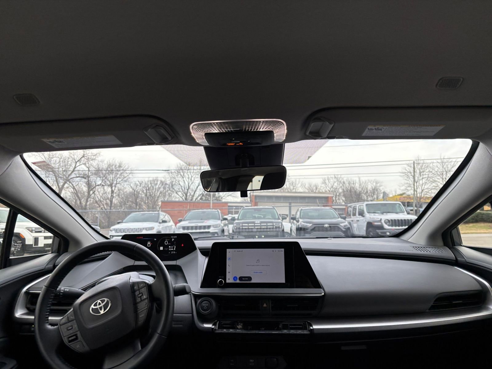 Thumbnail: 2025 Toyota Prius - 31