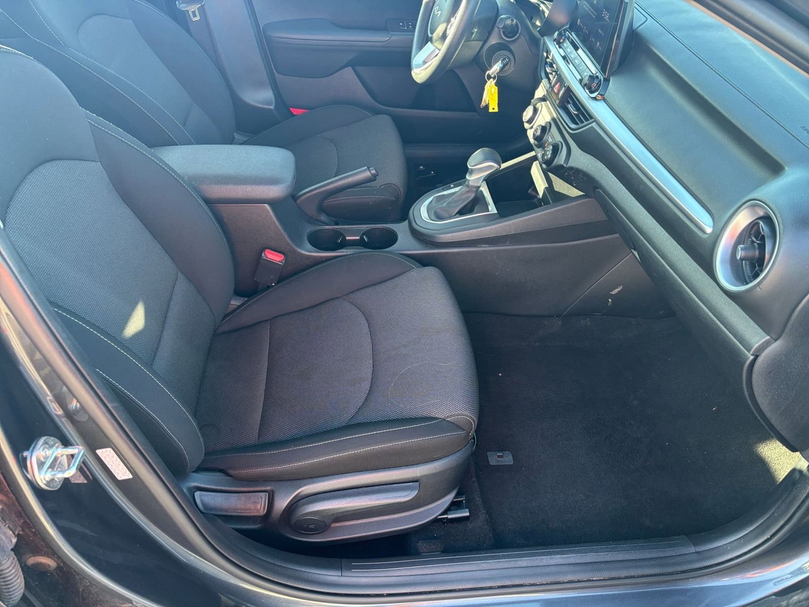 Thumbnail: 2024 Kia Forte - 34