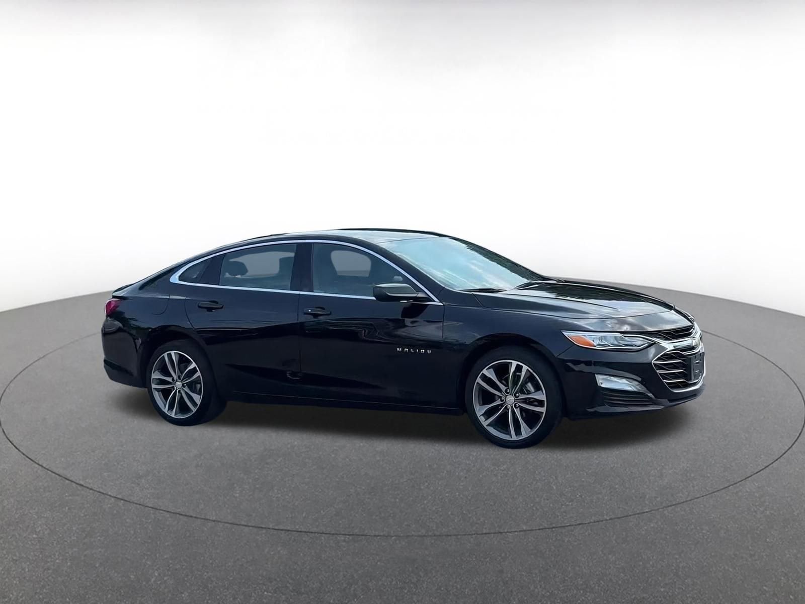 2024 Chevrolet Malibu LT 2
