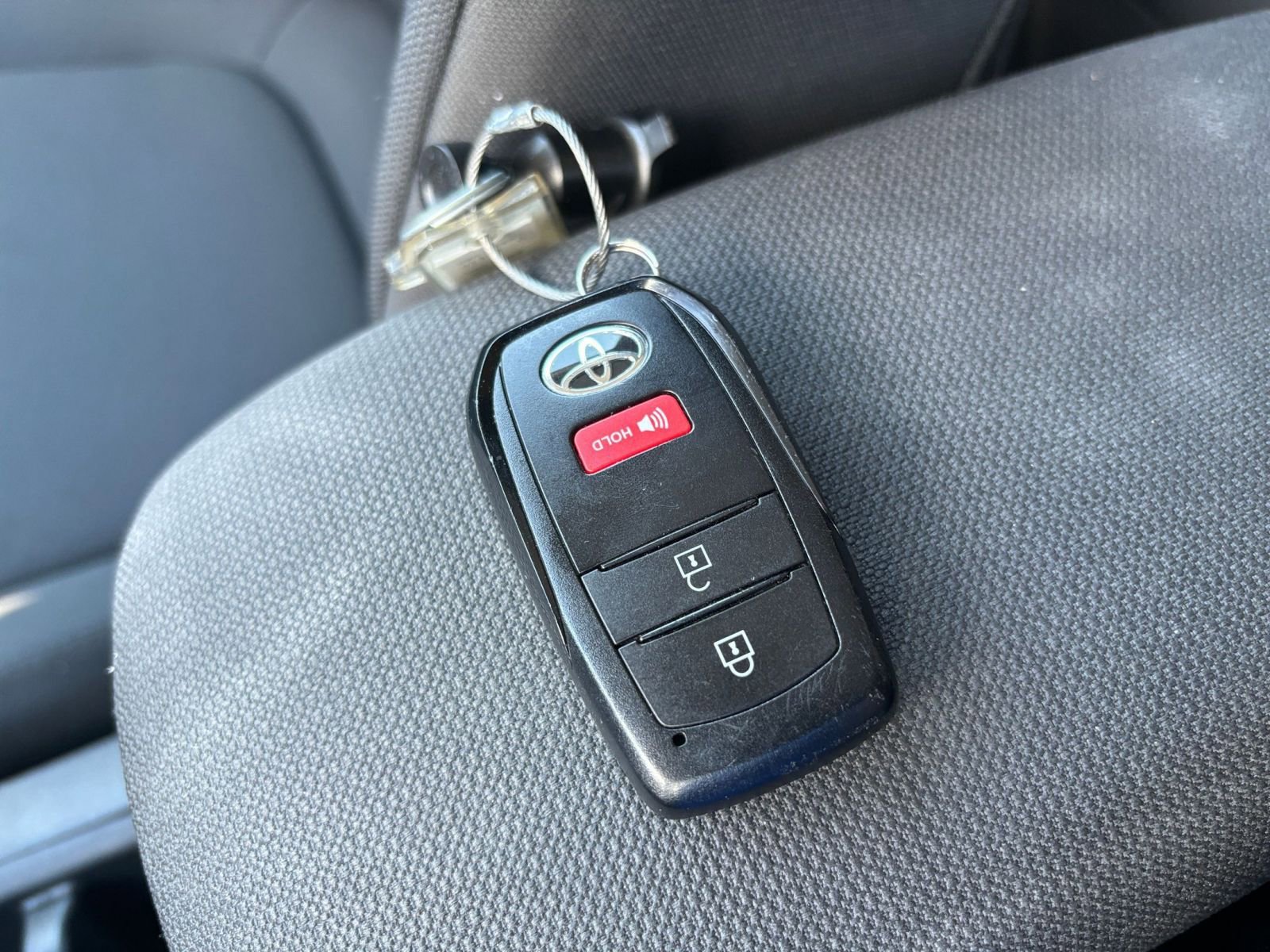 Thumbnail: 2025 Toyota Corolla Cross - 22