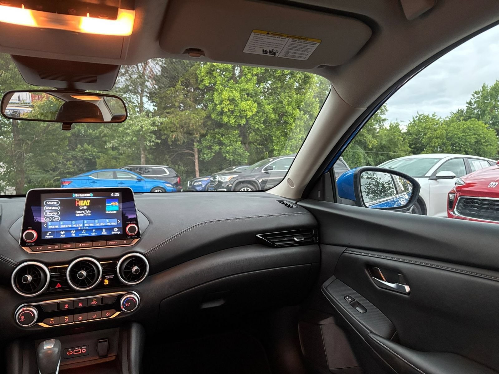 Thumbnail: 2025 Nissan Sentra - 34
