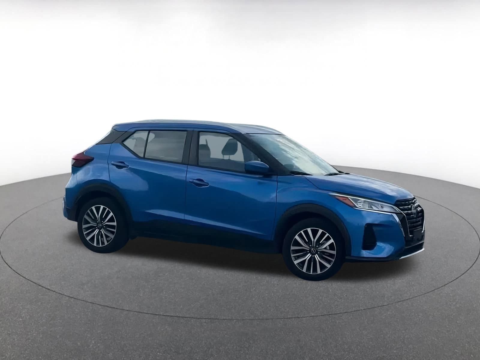 Thumbnail: 2024 Nissan Kicks - 2