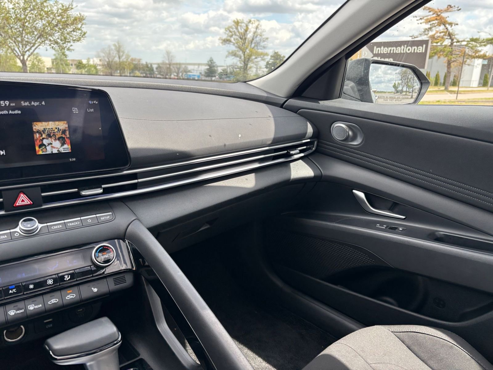 Thumbnail: 2025 Hyundai Elantra - 35