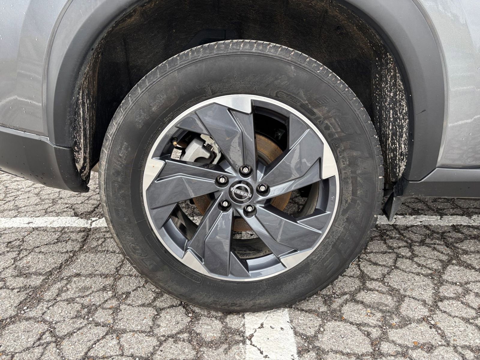 Thumbnail: 2025 Nissan Rogue - 32