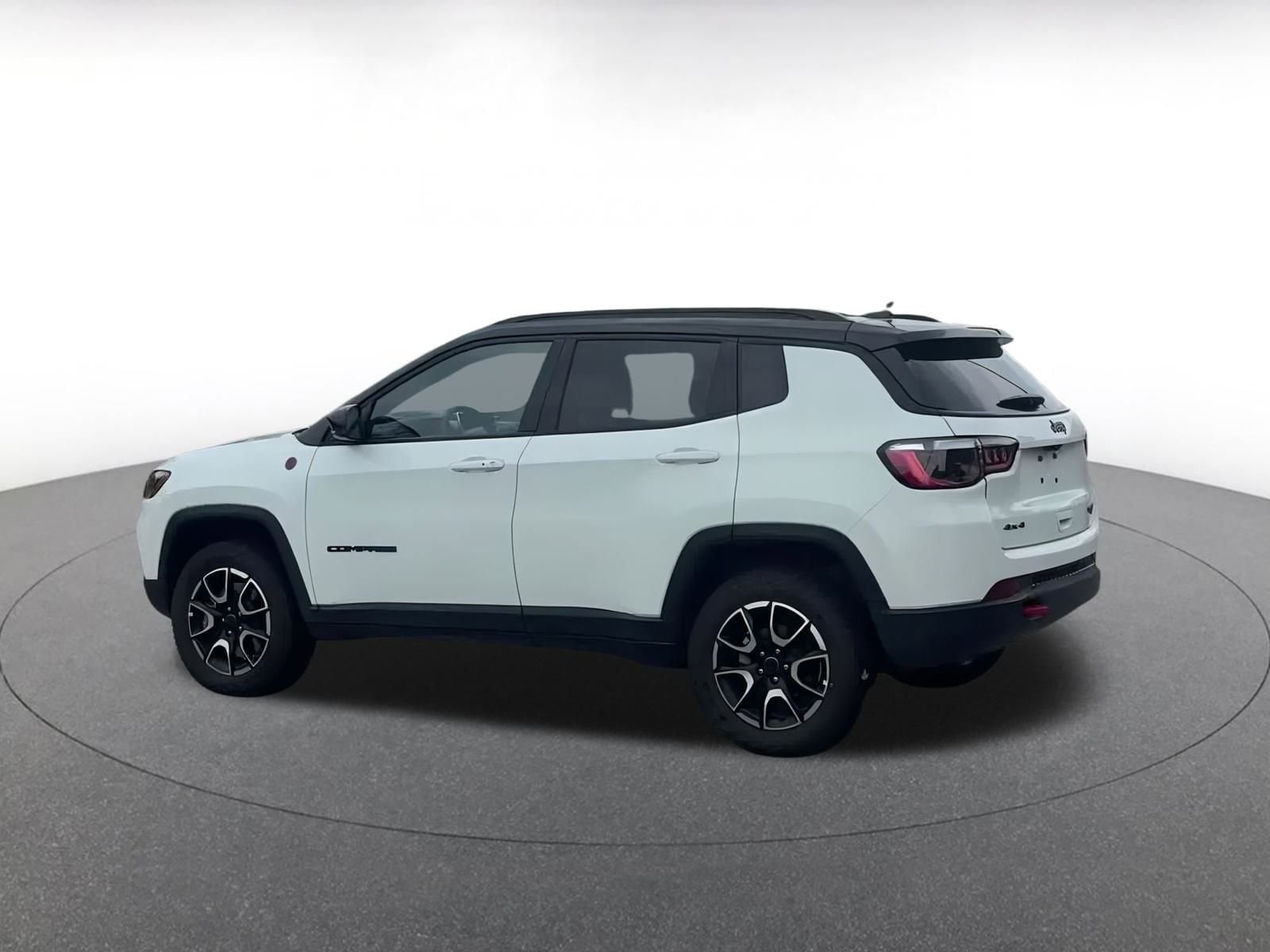 Thumbnail: 2025 Jeep Compass - 10