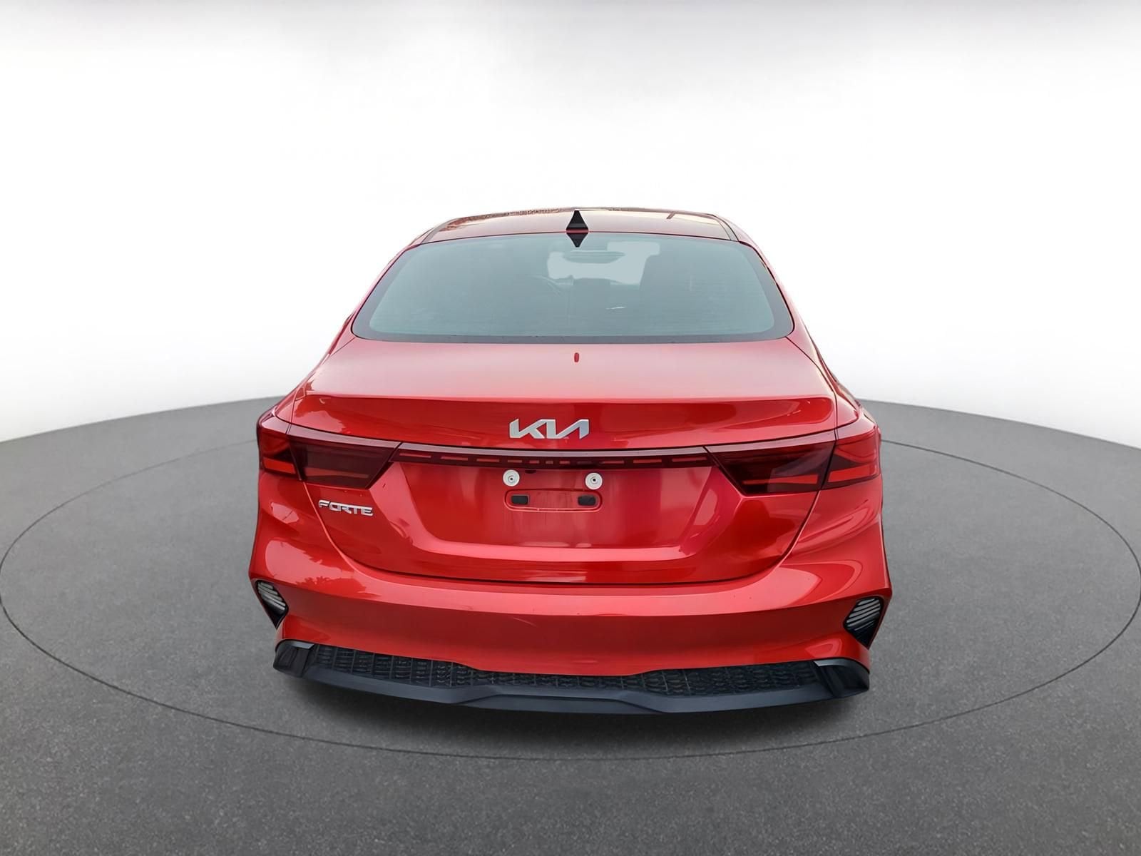 Thumbnail: 2024 Kia Forte - 3