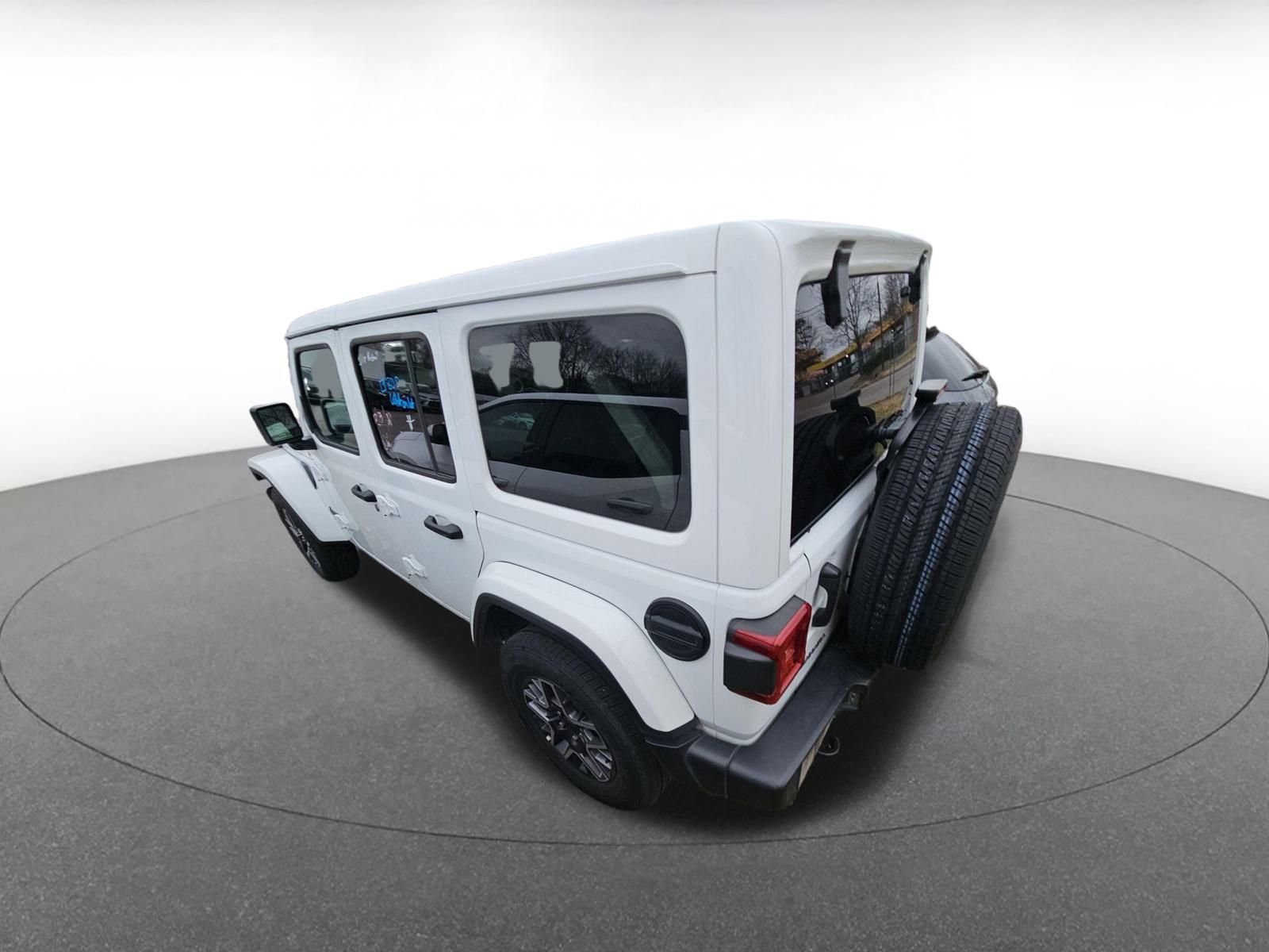 Thumbnail: 2025 Jeep Wrangler - 3