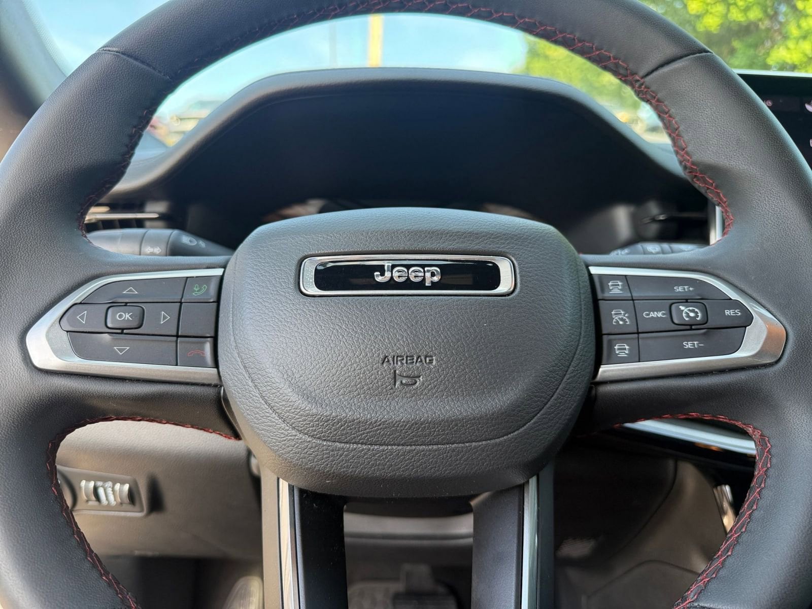 Thumbnail: 2025 Jeep Compass - 27