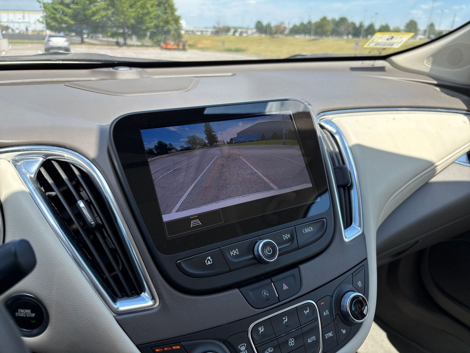 Thumbnail: 2024 Chevrolet Malibu - 17