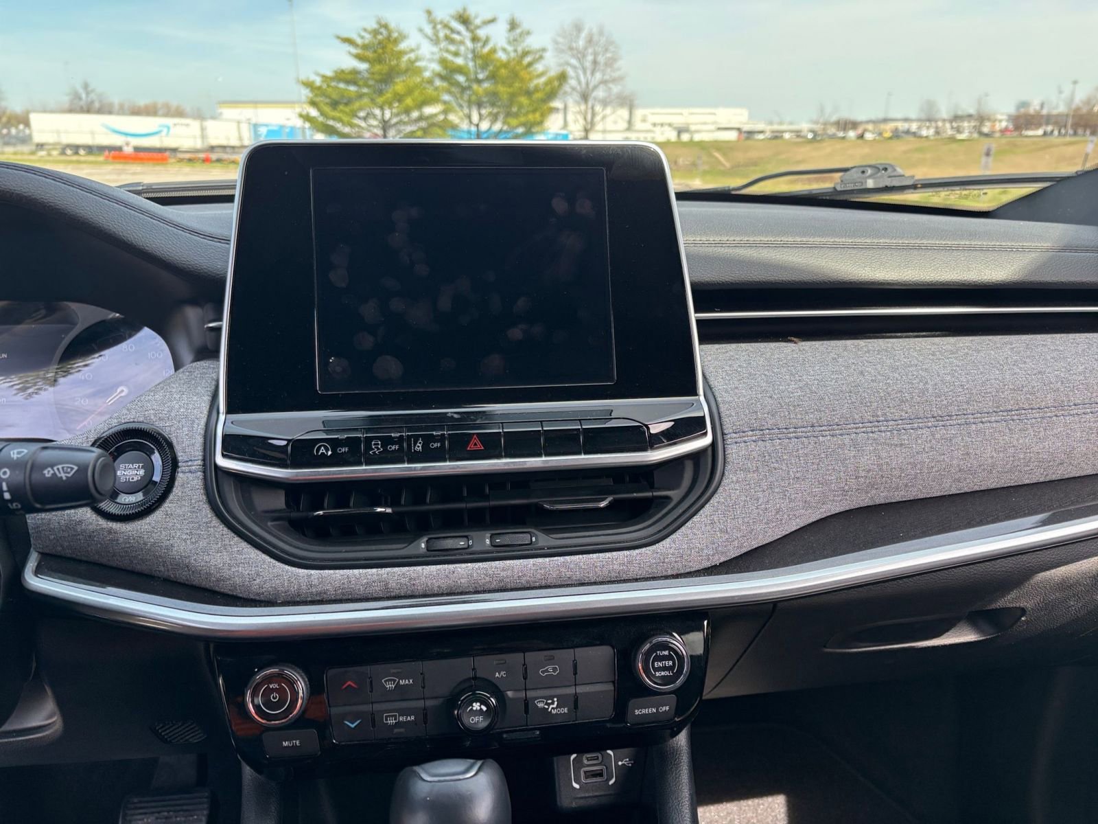 Thumbnail: 2025 Jeep Compass - 17