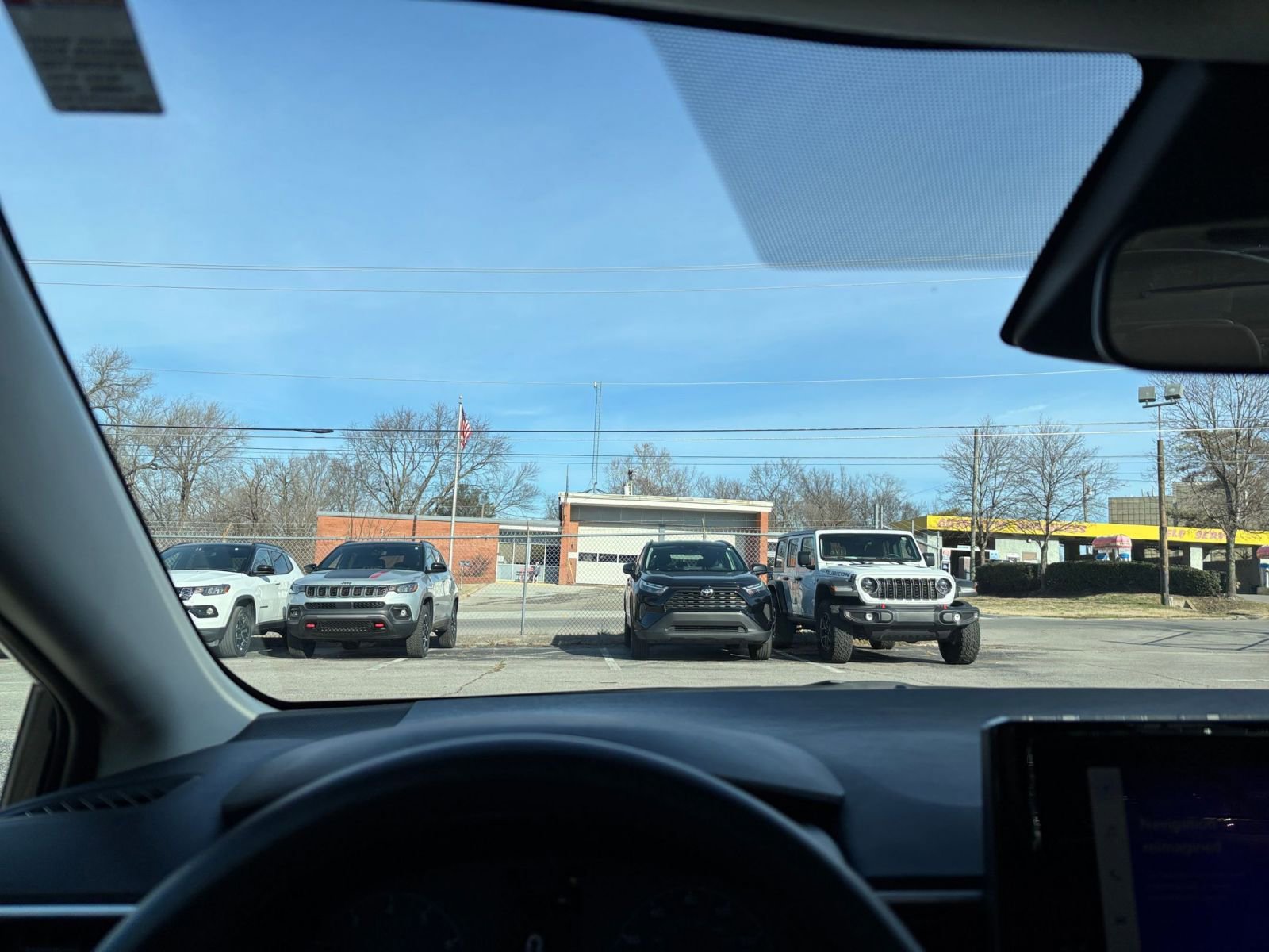 Thumbnail: 2025 Toyota Corolla - 32