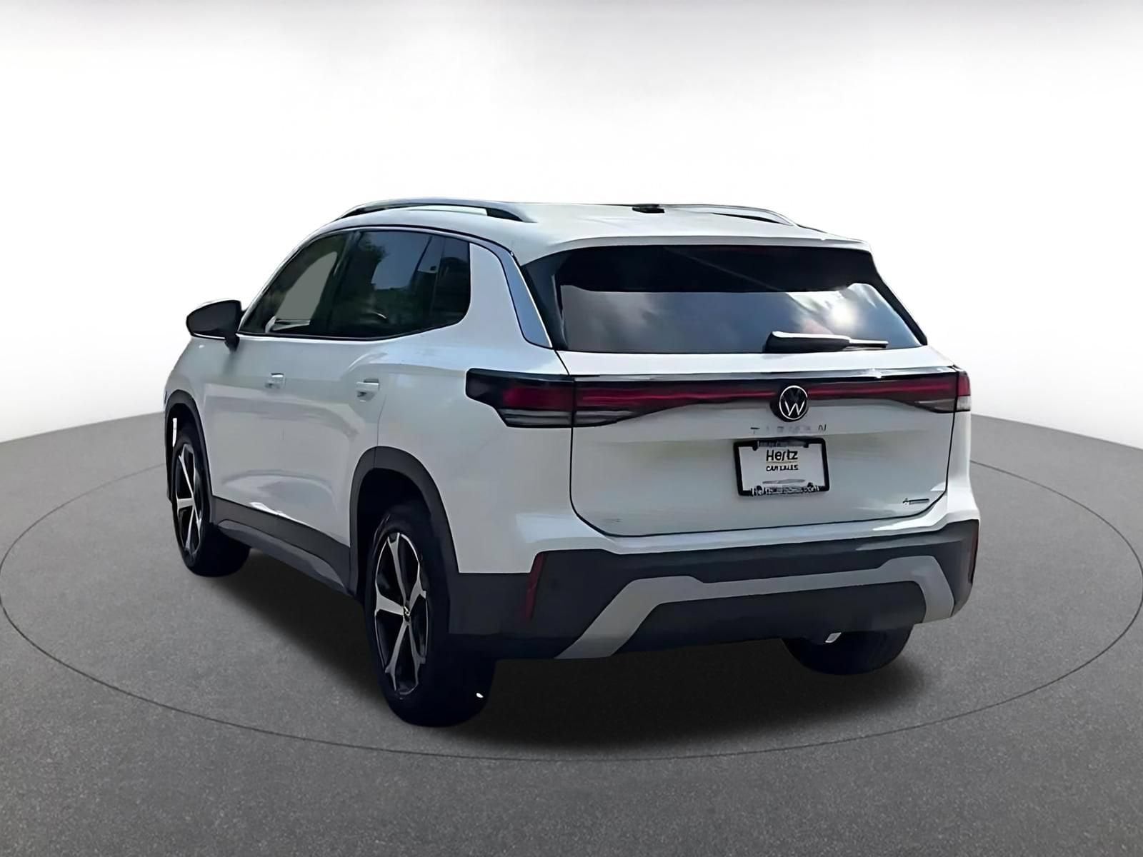 Thumbnail: 2026 Volkswagen Tiguan - 9