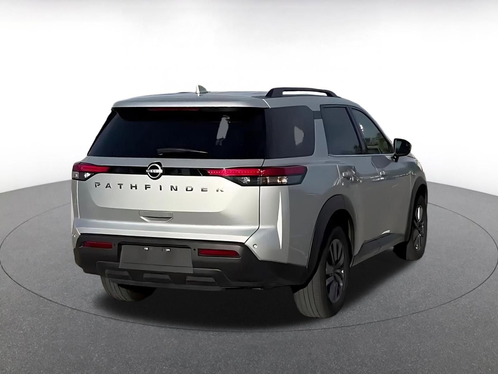 Thumbnail: 2025 Nissan Pathfinder - 12