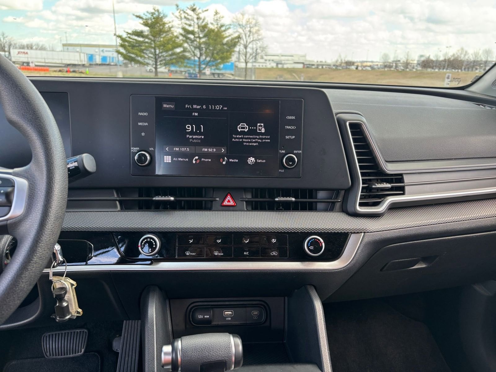 Thumbnail: 2025 Kia Sportage - 17