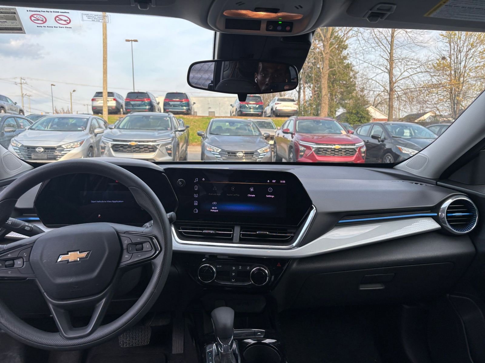 Thumbnail: 2025 Chevrolet Trax - 32