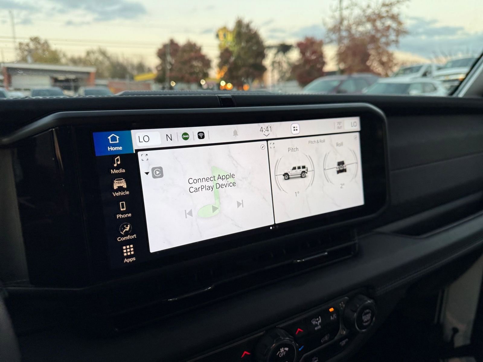 Thumbnail: 2025 Jeep Wrangler - 21