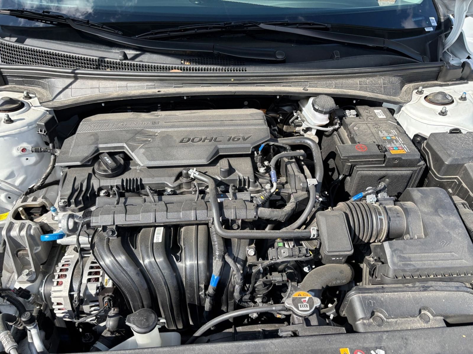 Thumbnail: 2025 Hyundai Elantra - 33