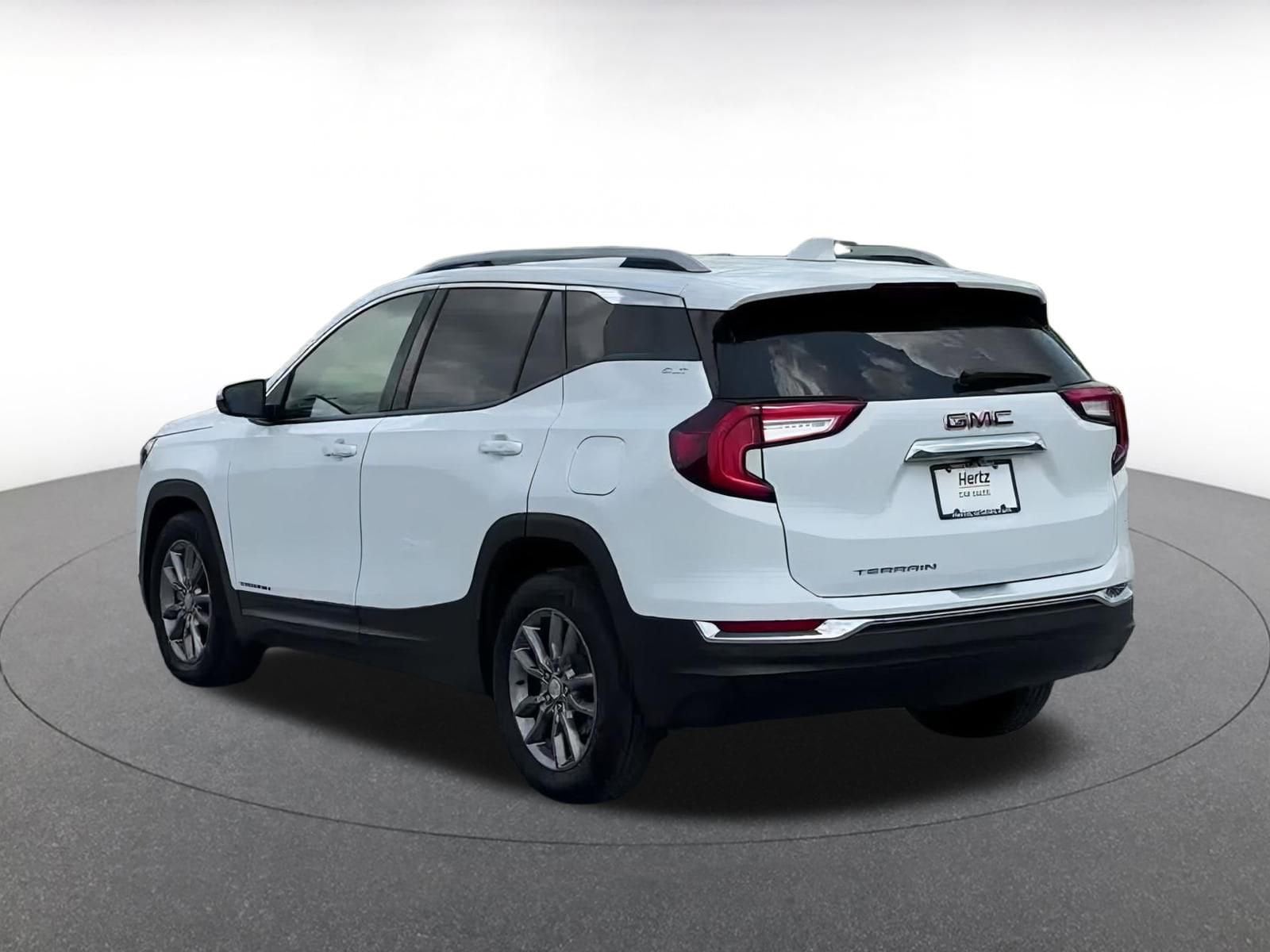 Thumbnail: 2023 GMC Terrain - 11