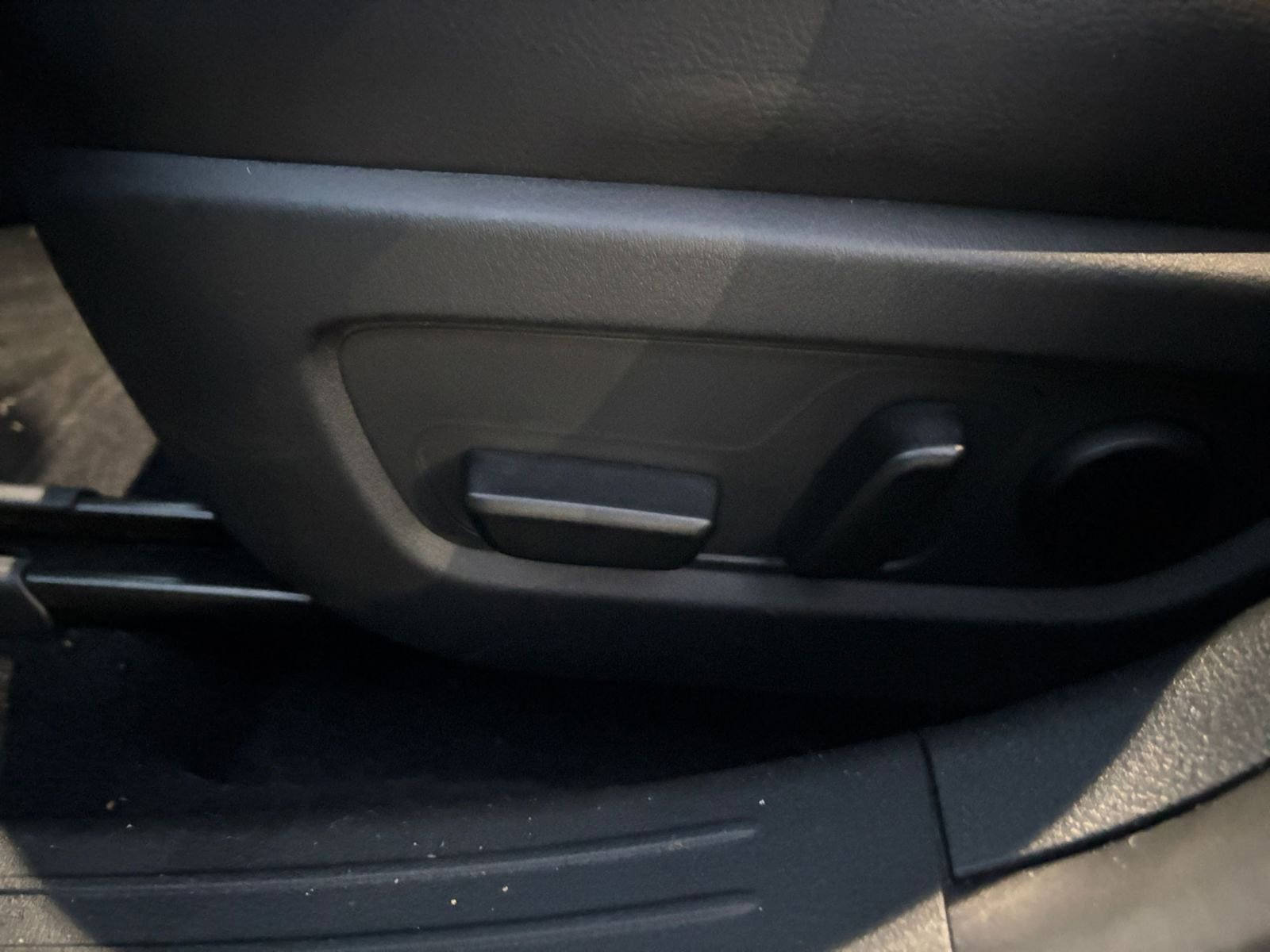 Thumbnail: 2025 Mazda CX-50 - 22