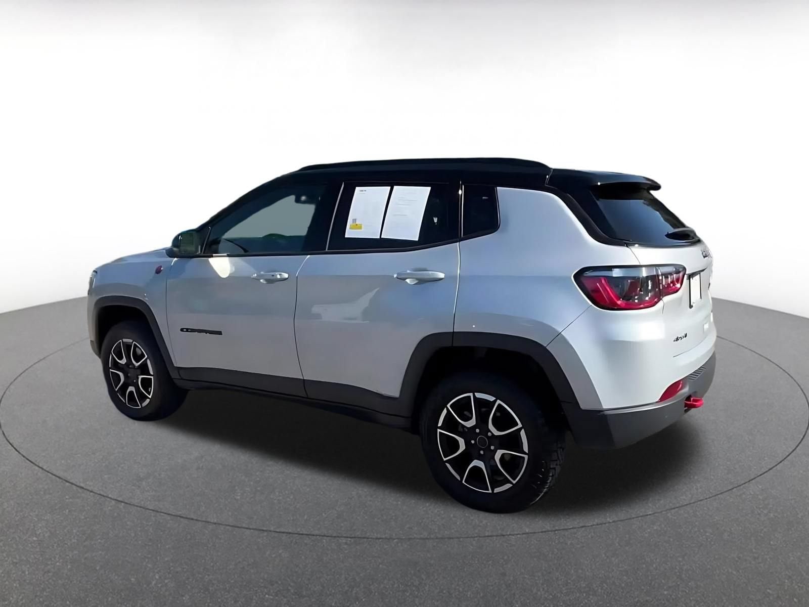 Thumbnail: 2025 Jeep Compass - 10