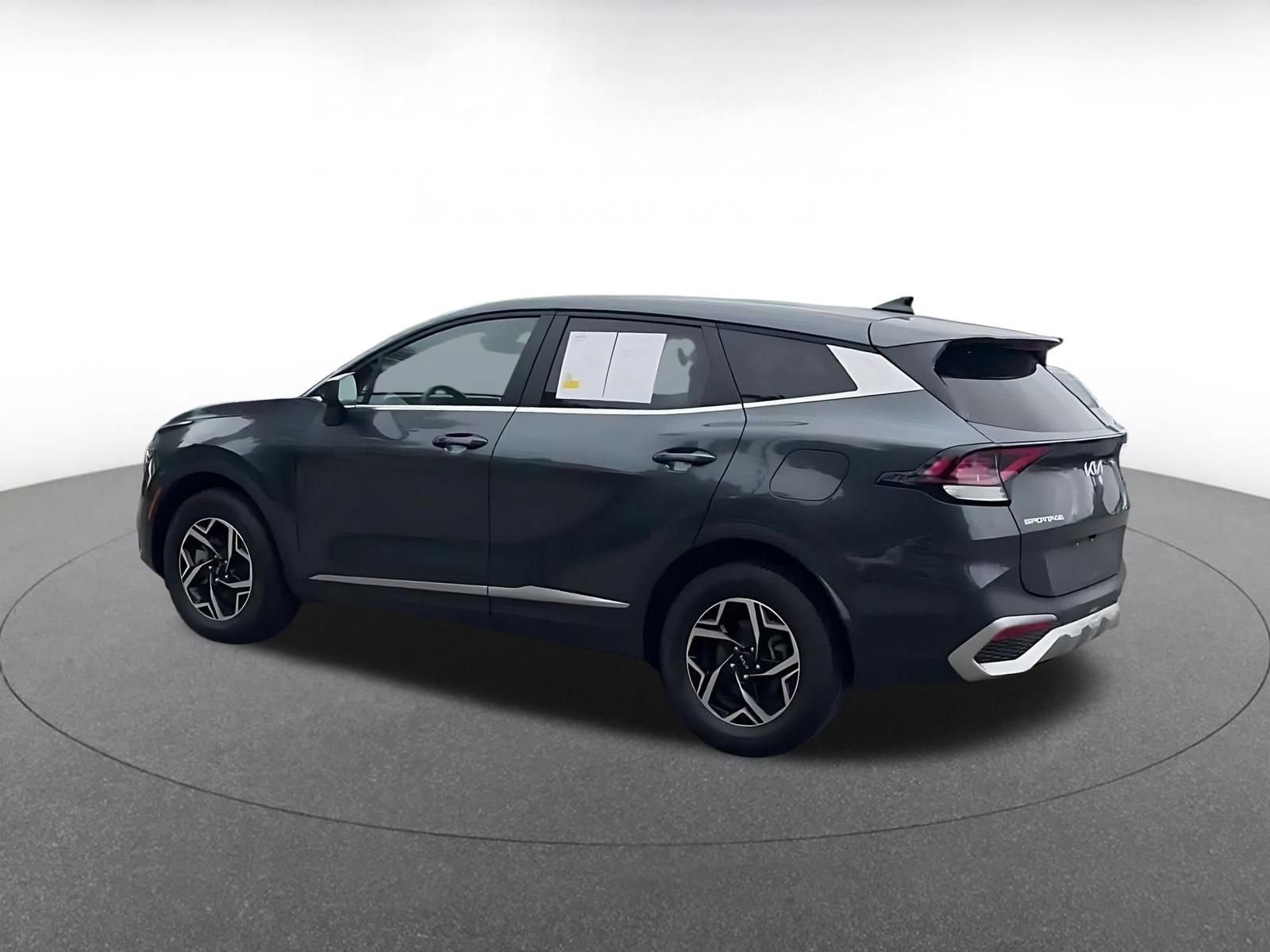 Thumbnail: 2024 Kia Sportage - 10
