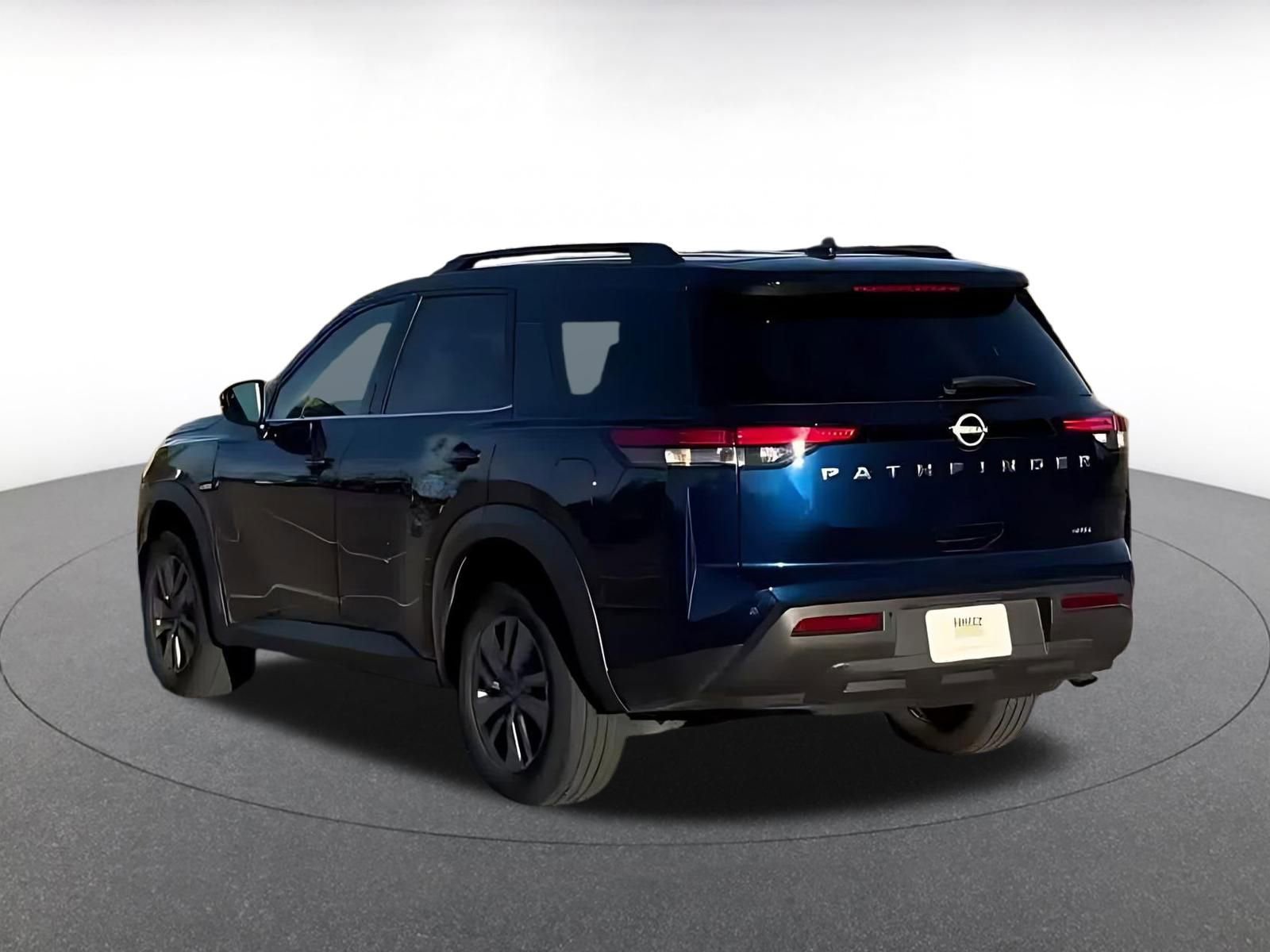 Thumbnail: 2025 Nissan Pathfinder - 10