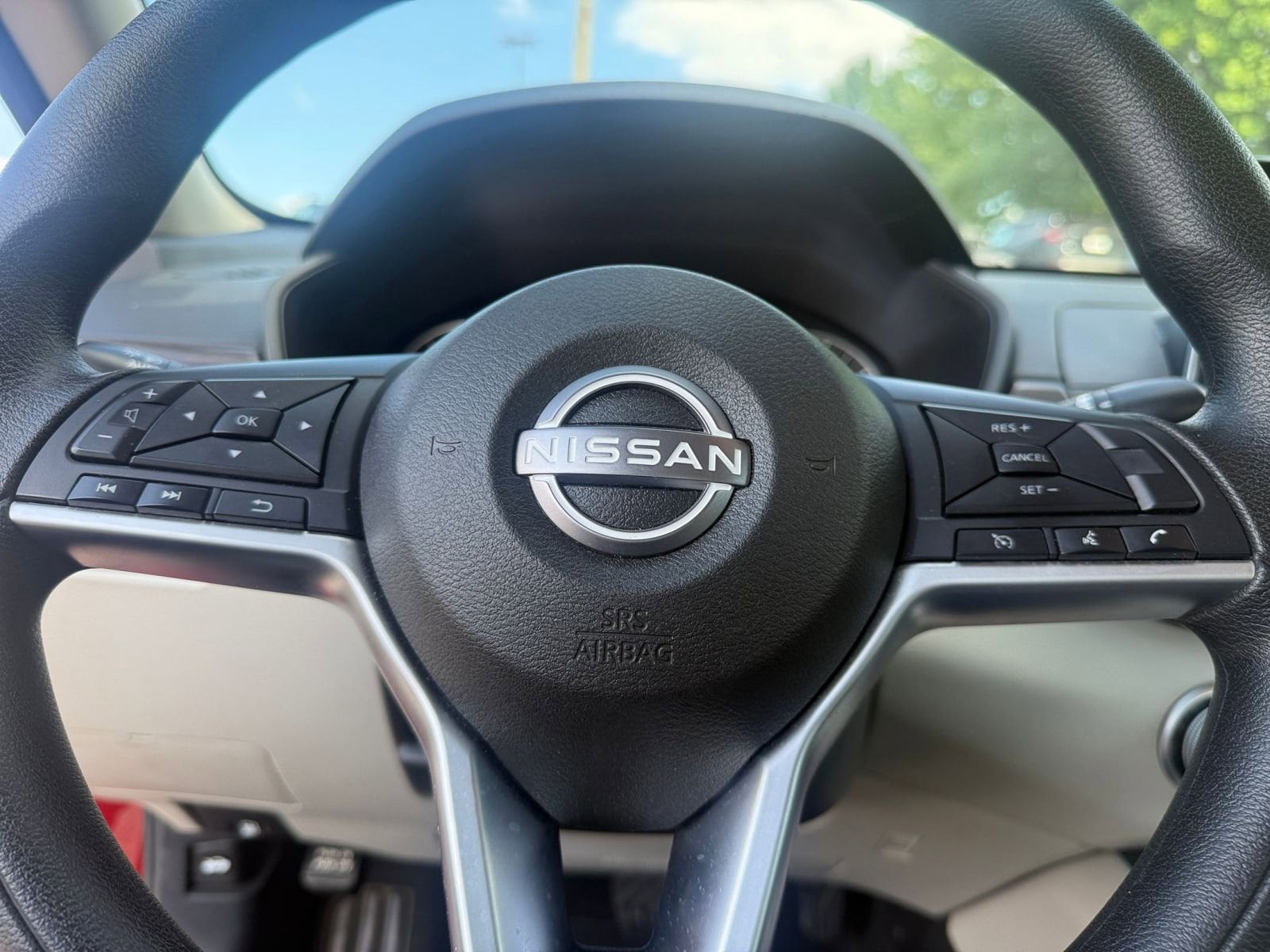 Thumbnail: 2025 Nissan Altima - 28