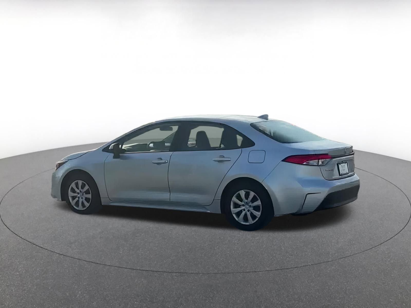Thumbnail: 2023 Toyota Corolla - 10