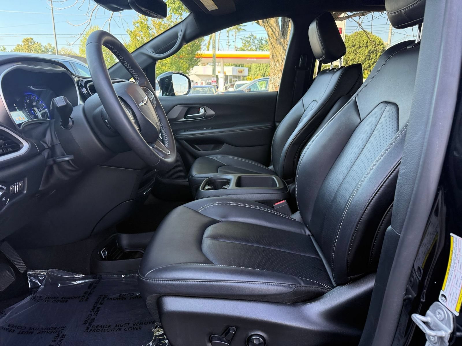 Thumbnail: 2025 Chrysler Pacifica - 28
