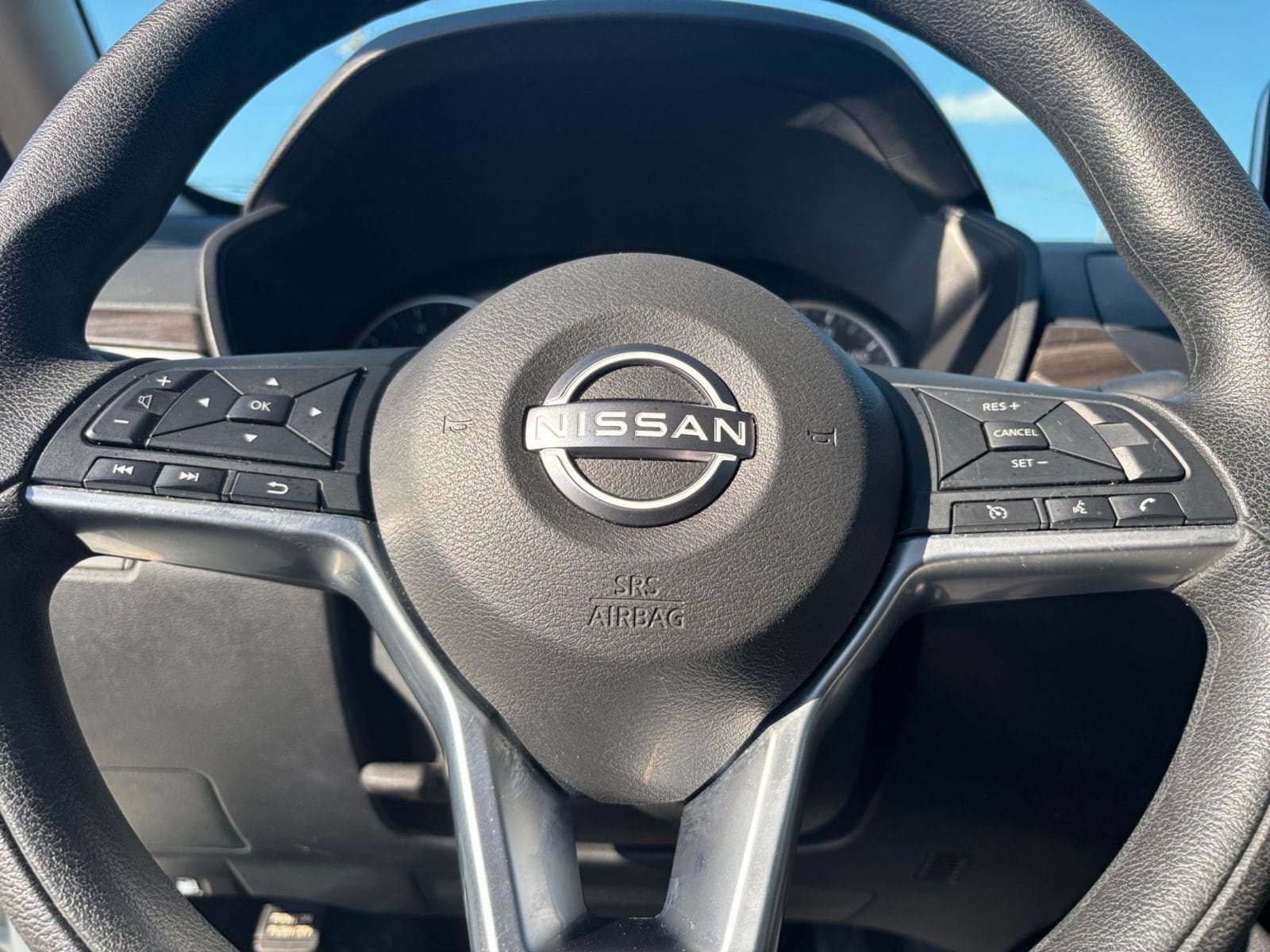 Thumbnail: 2025 Nissan Altima - 28