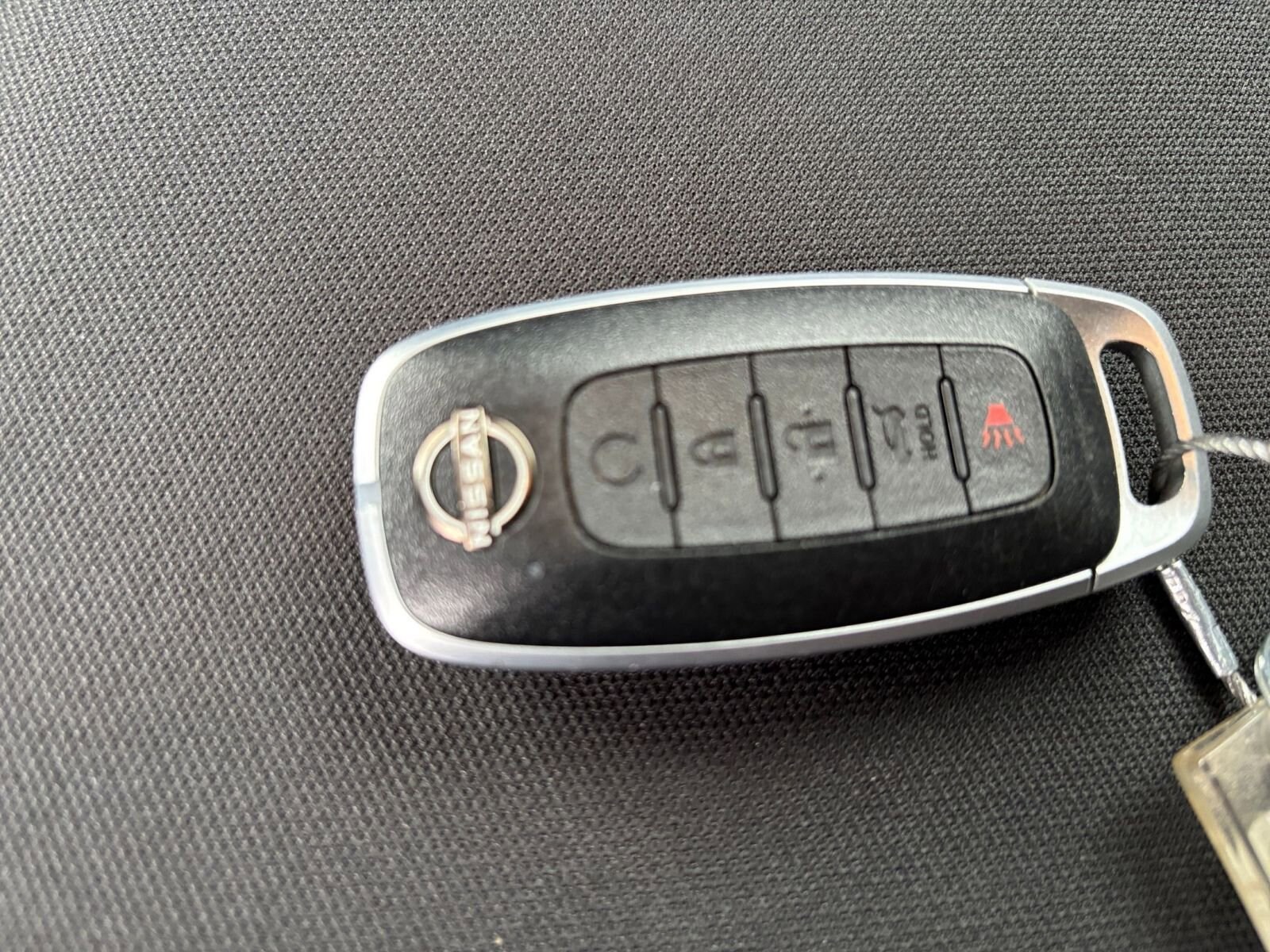 Thumbnail: 2025 Nissan Rogue - 27