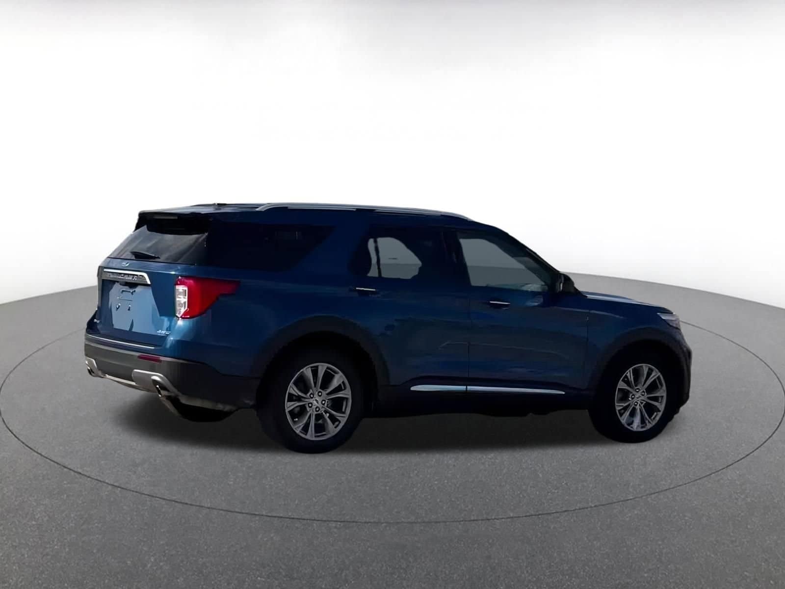 Thumbnail: 2023 Ford Explorer - 13