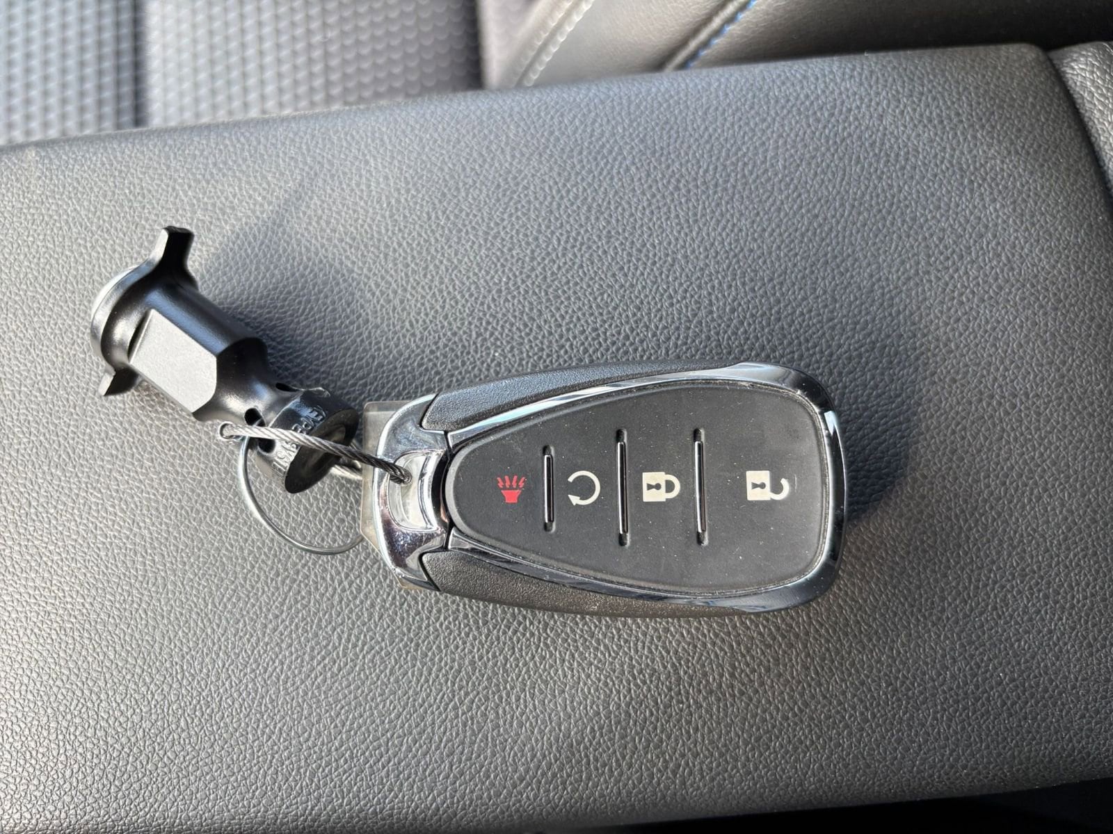 Thumbnail: 2025 Chevrolet Trax - 21