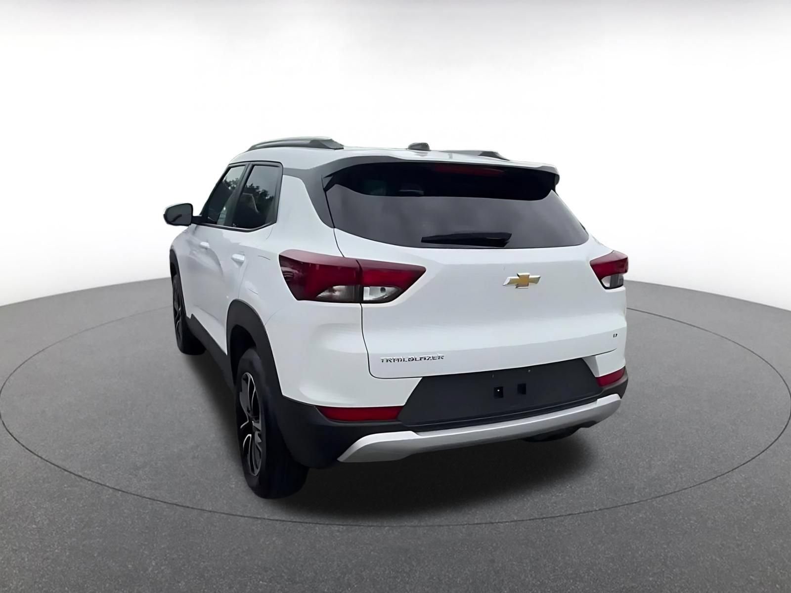 Thumbnail: 2025 Chevrolet TrailBlazer - 11