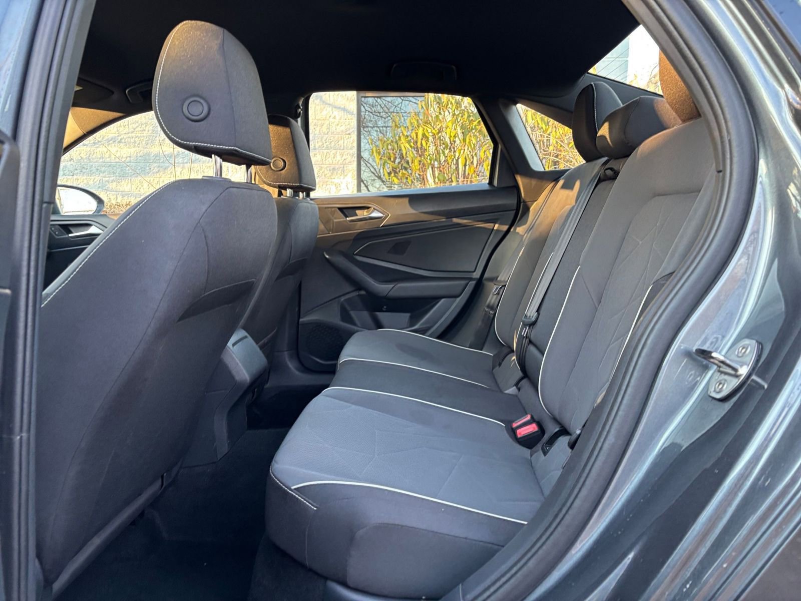 Thumbnail: 2025 Volkswagen Jetta - 23