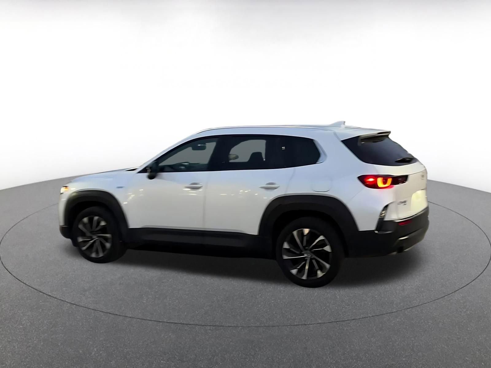 Thumbnail: 2025 Mazda CX-50 - 10