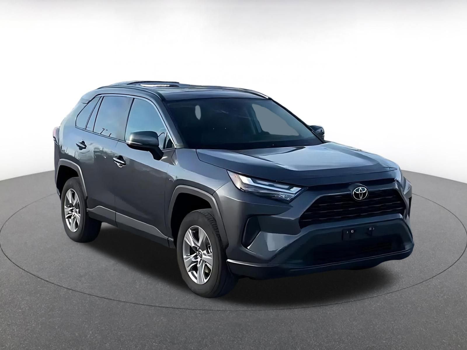 Thumbnail: 2025 Toyota RAV4 - 3
