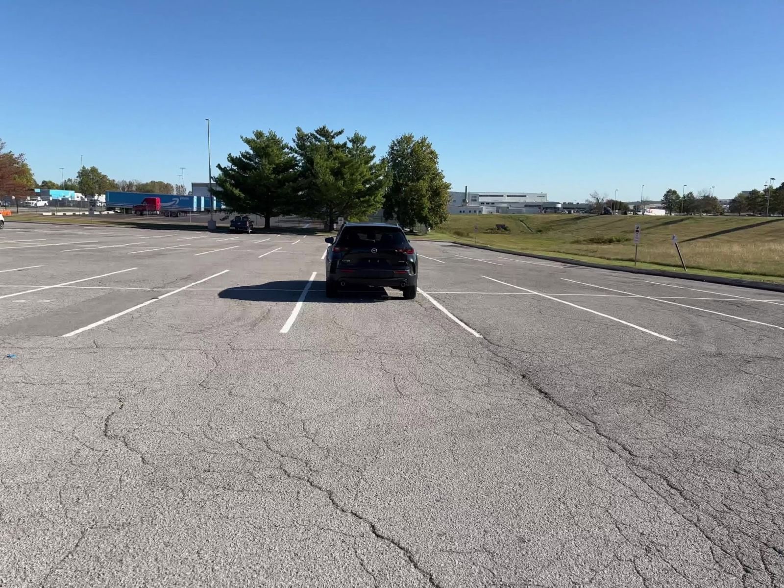 Thumbnail: 2025 Mazda CX-50 - 15