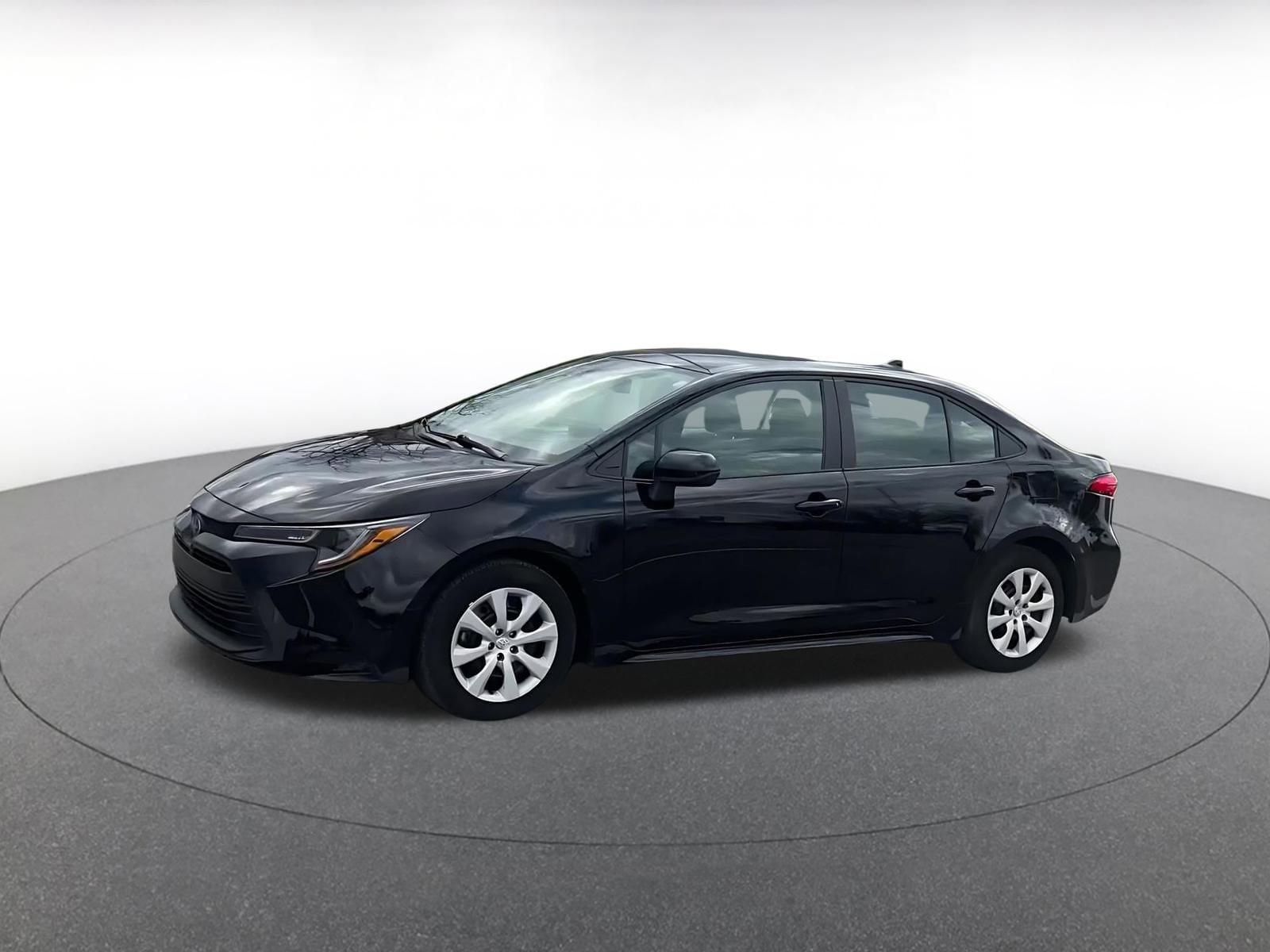 Thumbnail: 2025 Toyota Corolla - 8