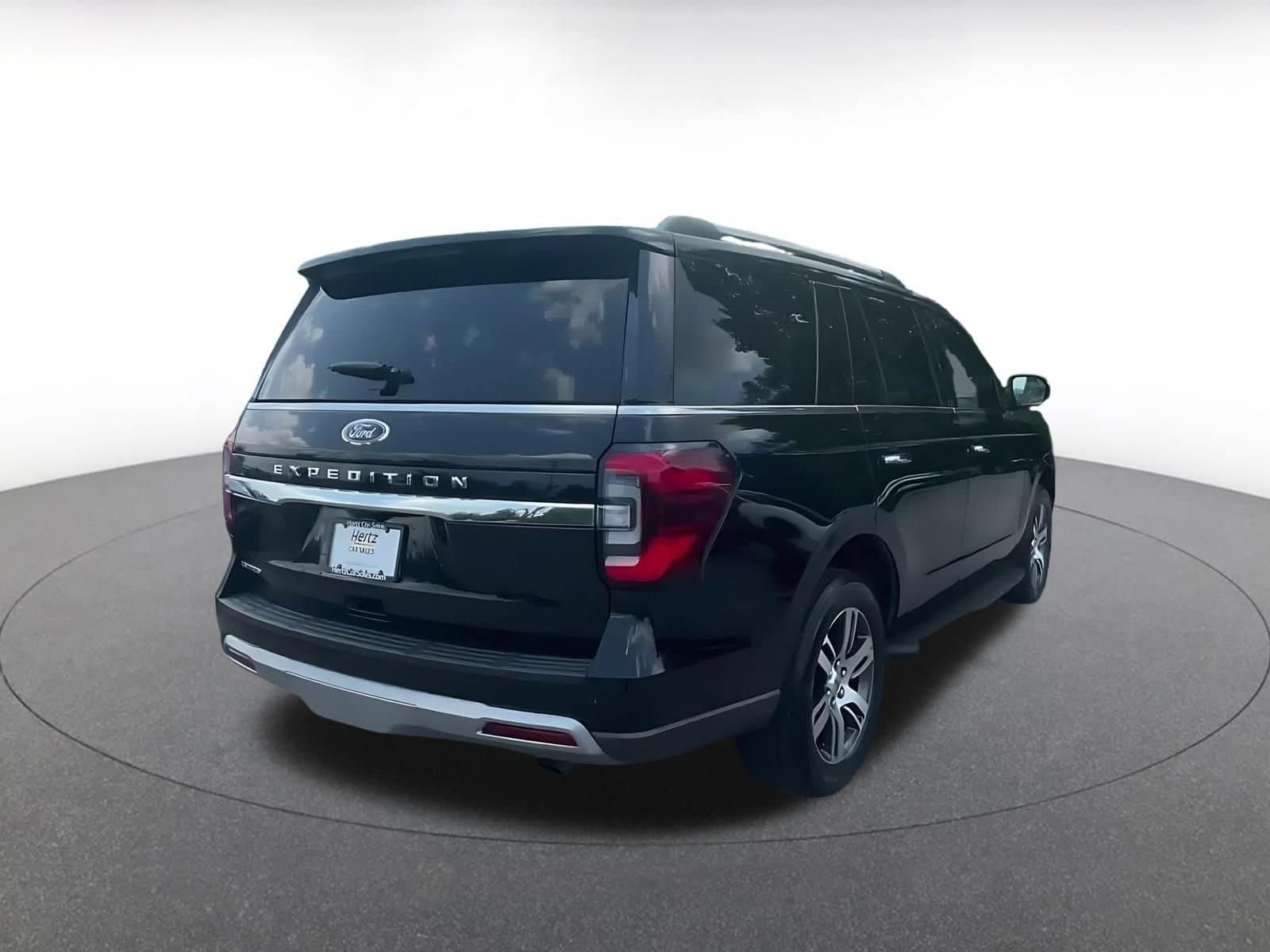 Thumbnail: 2024 Ford Expedition - 14