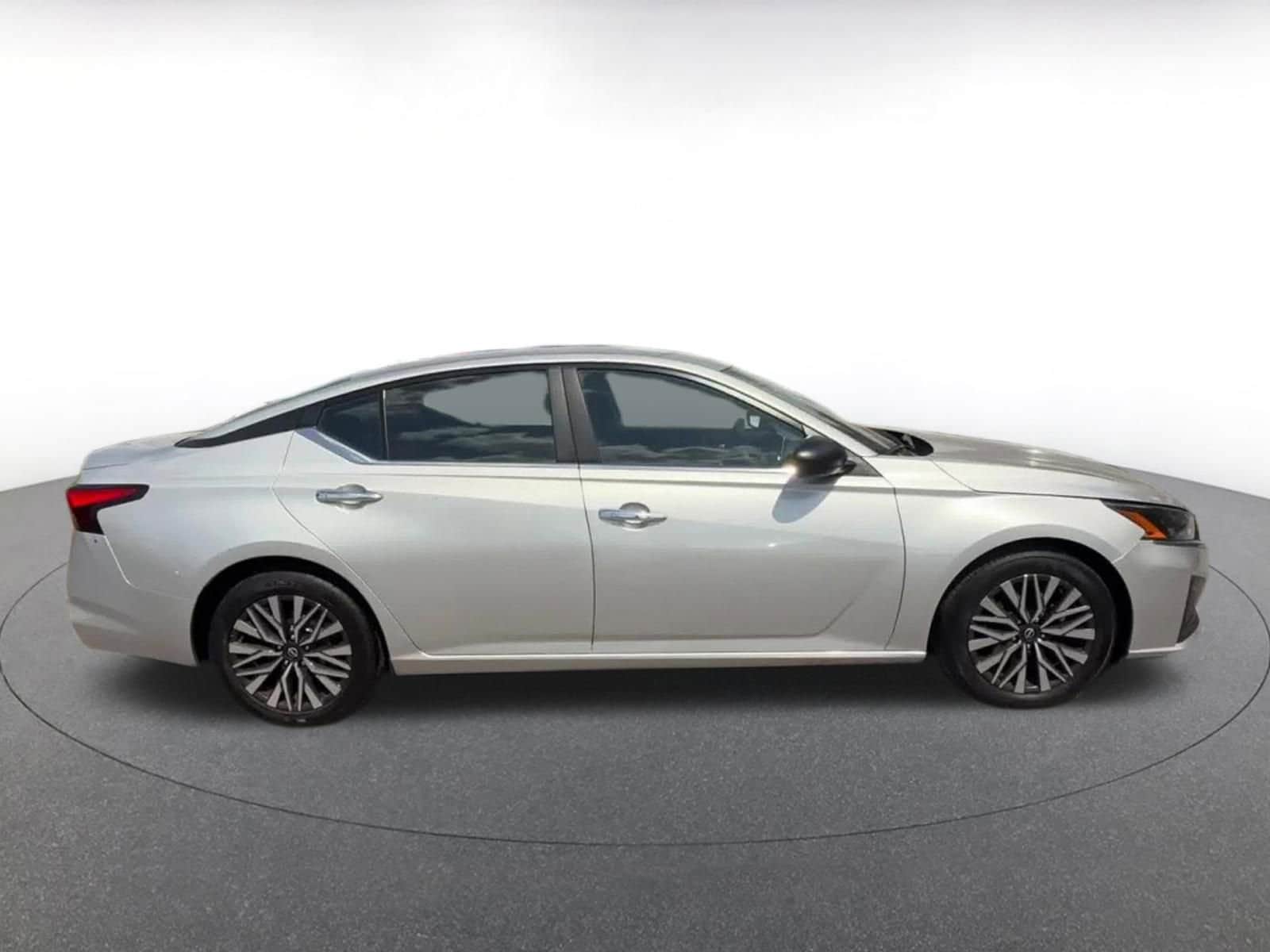 Thumbnail: 2024 Nissan Altima - 16
