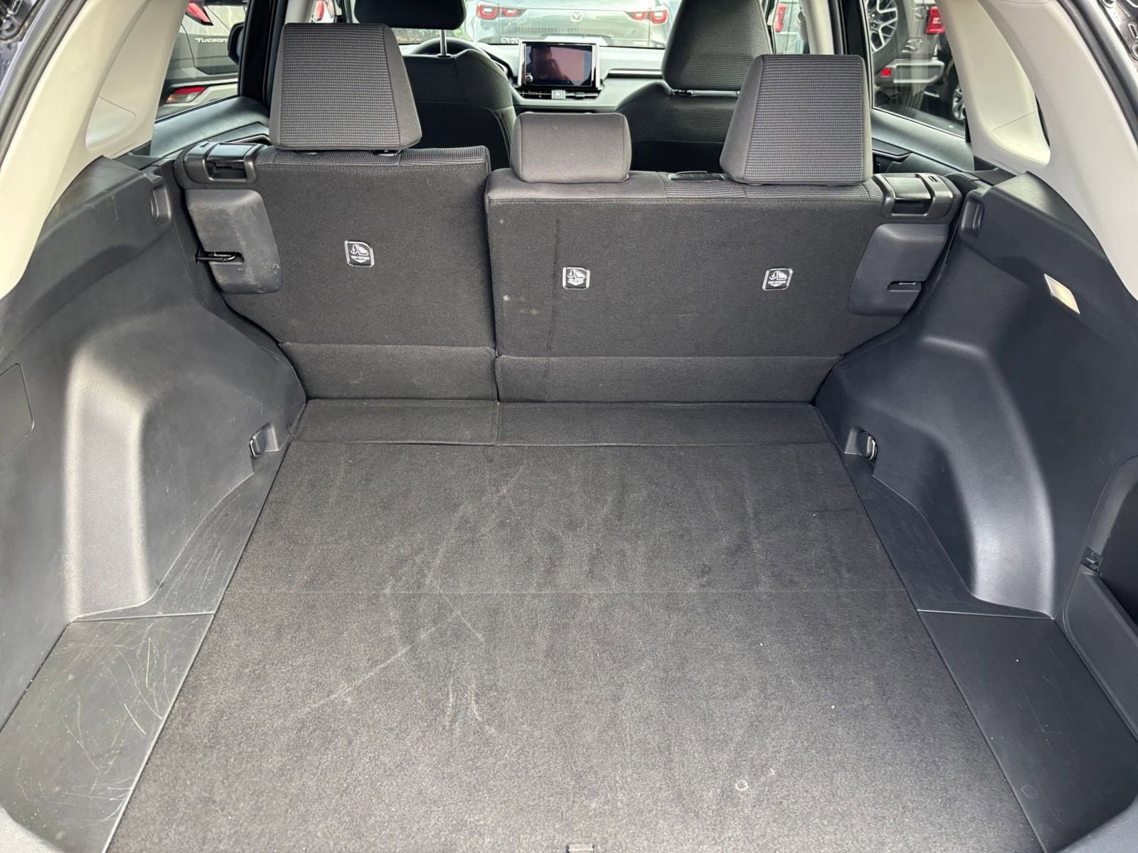 Thumbnail: 2025 Toyota RAV4 - 32